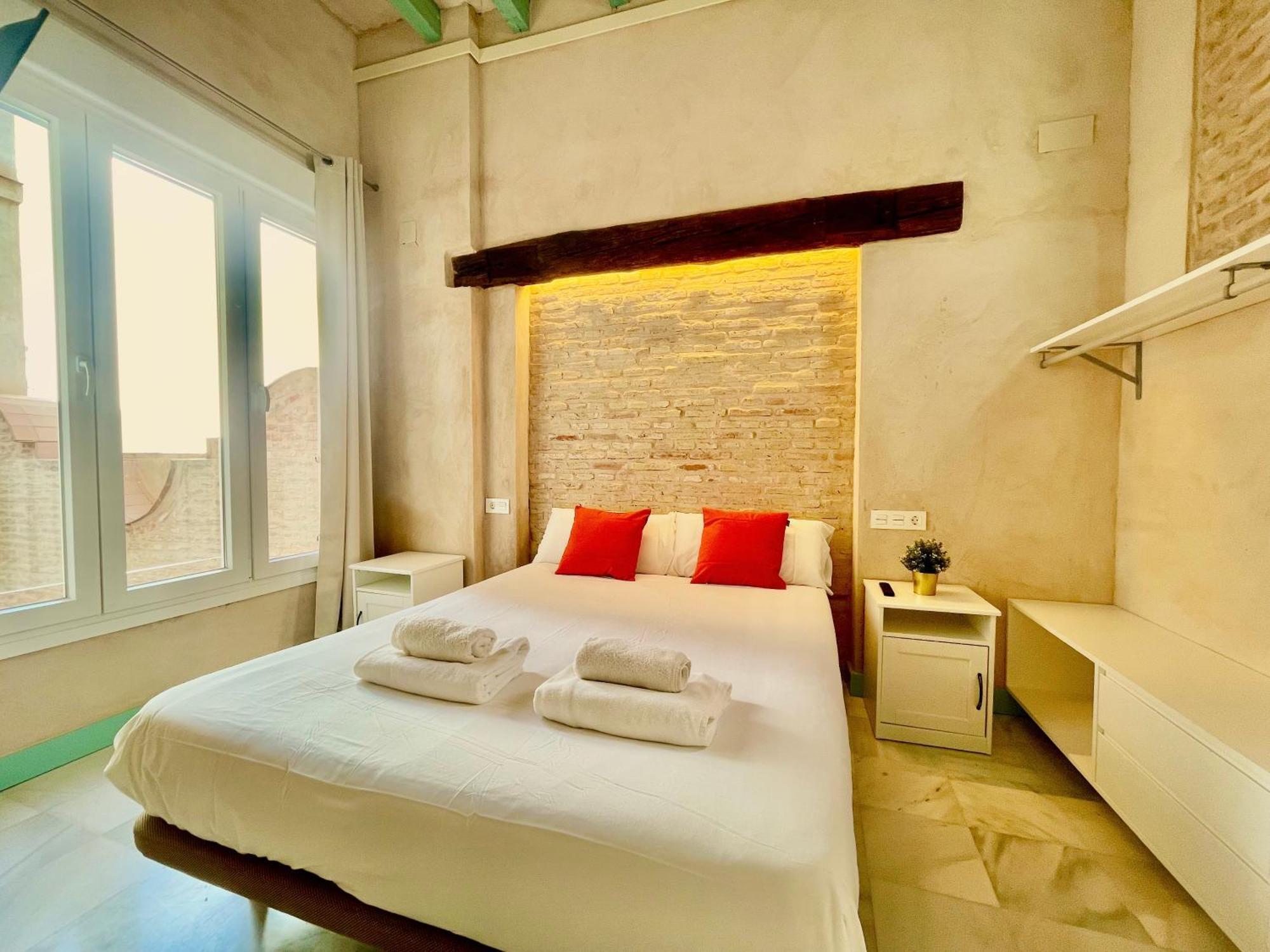Click Triana Apartment Seville Exterior photo