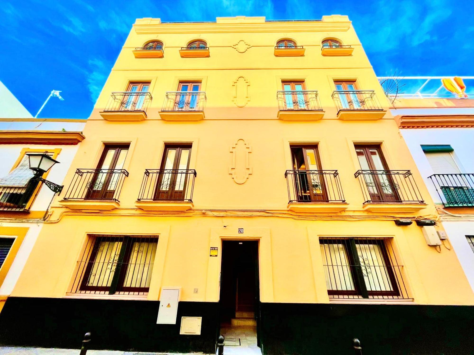 Click Triana Apartment Seville Exterior photo